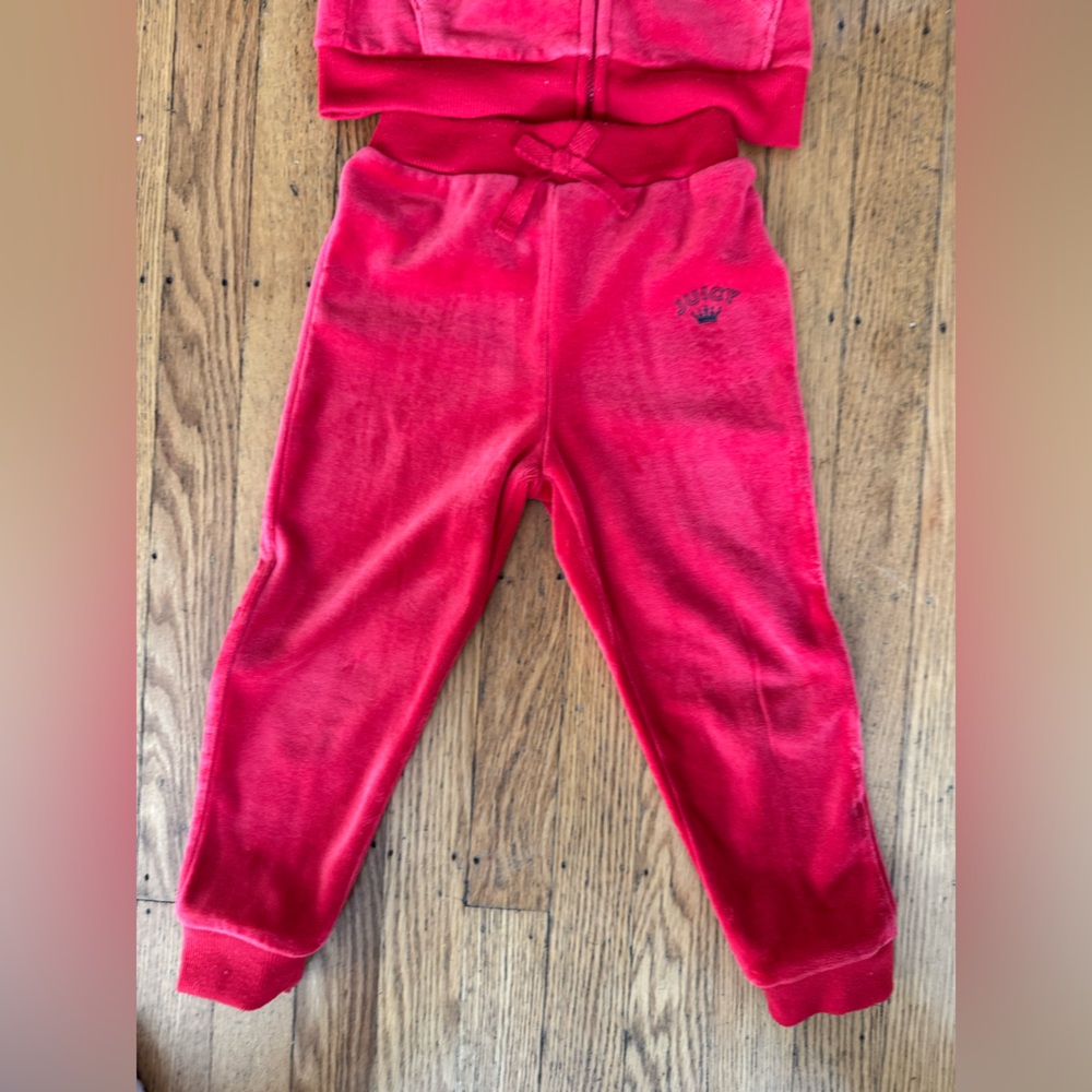 Juicy Couture Little Girls Red Sweatpants & Hoodie Set Size 3T - Picture 2 of 14
